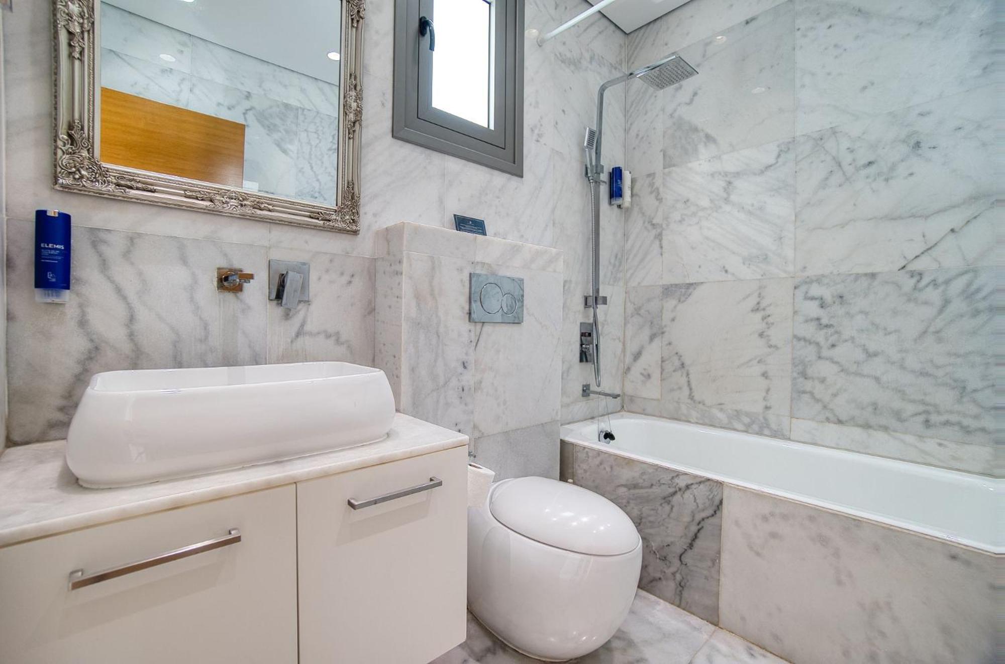 Downtown Villa 1 파포스 외부 사진